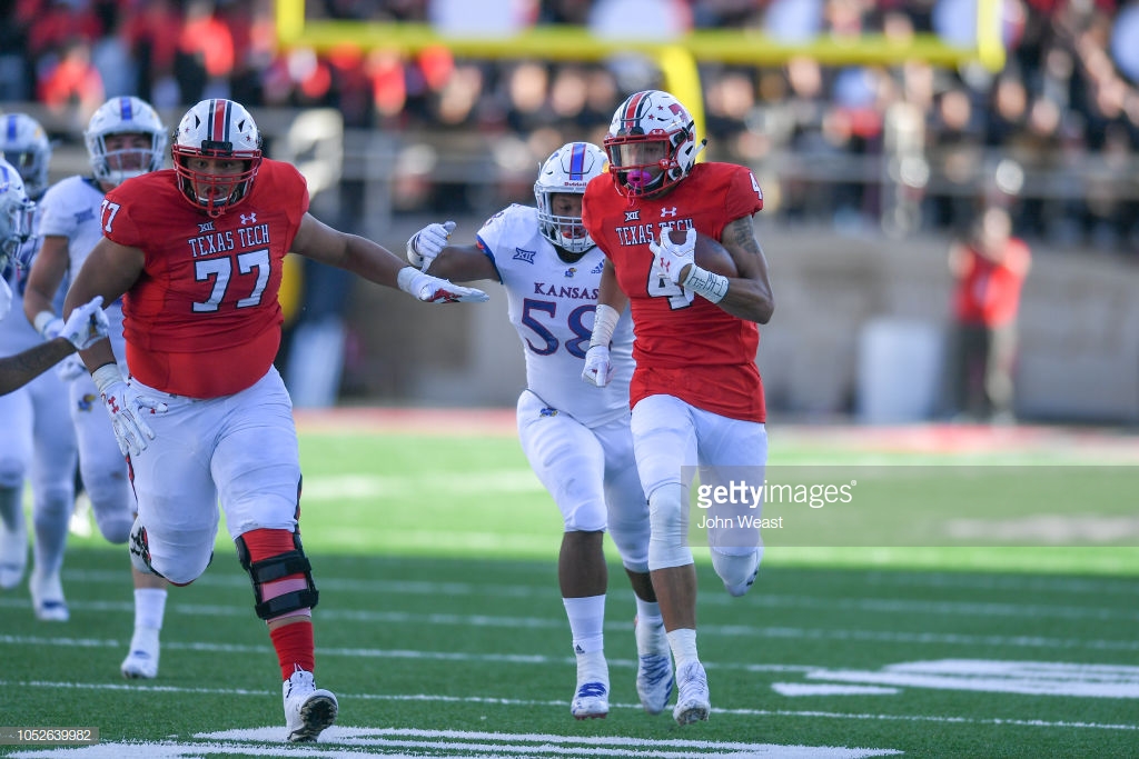 1052639982-1024x1024