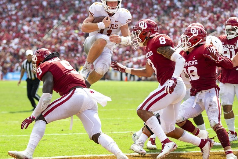 Oklahoma_Texas_Football_27373-780x520