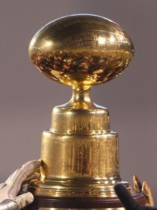 635902890634988642-Egg-bowl-trophy
