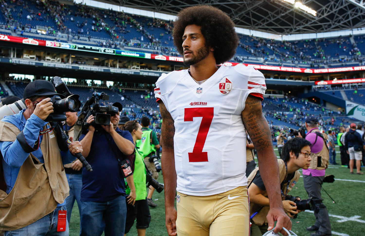 rs-colin-kaepernick-49ers-d8a2a0fd-e6ca-4f41-aa15-d9f020f8207f