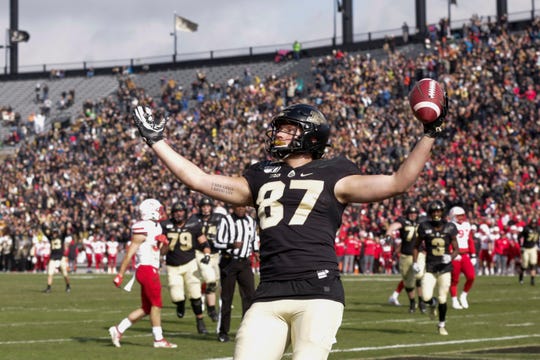 e7082979-0435-41c2-b8ee-346b3545fe50-191102_NF_CFB_Purdue_vs_Nebraska_20